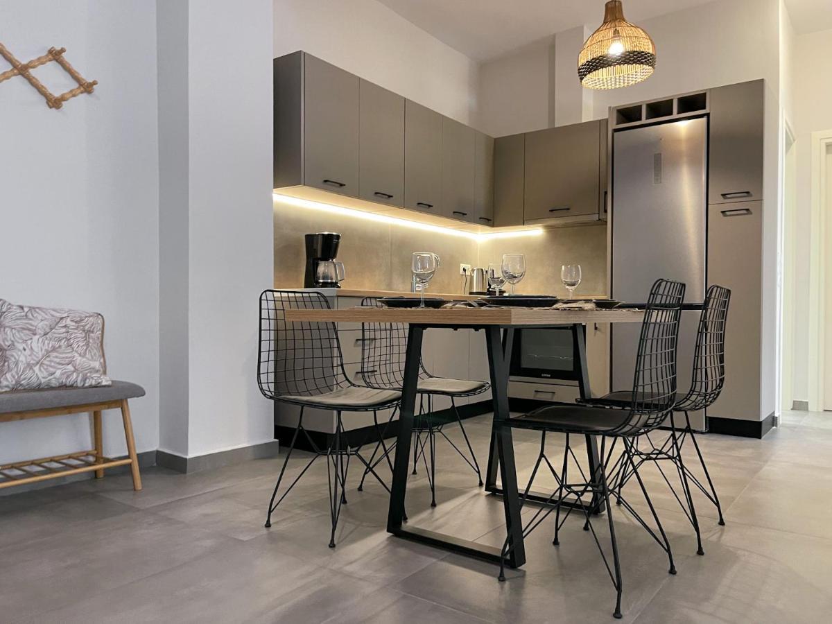 Anneta's Apartment *